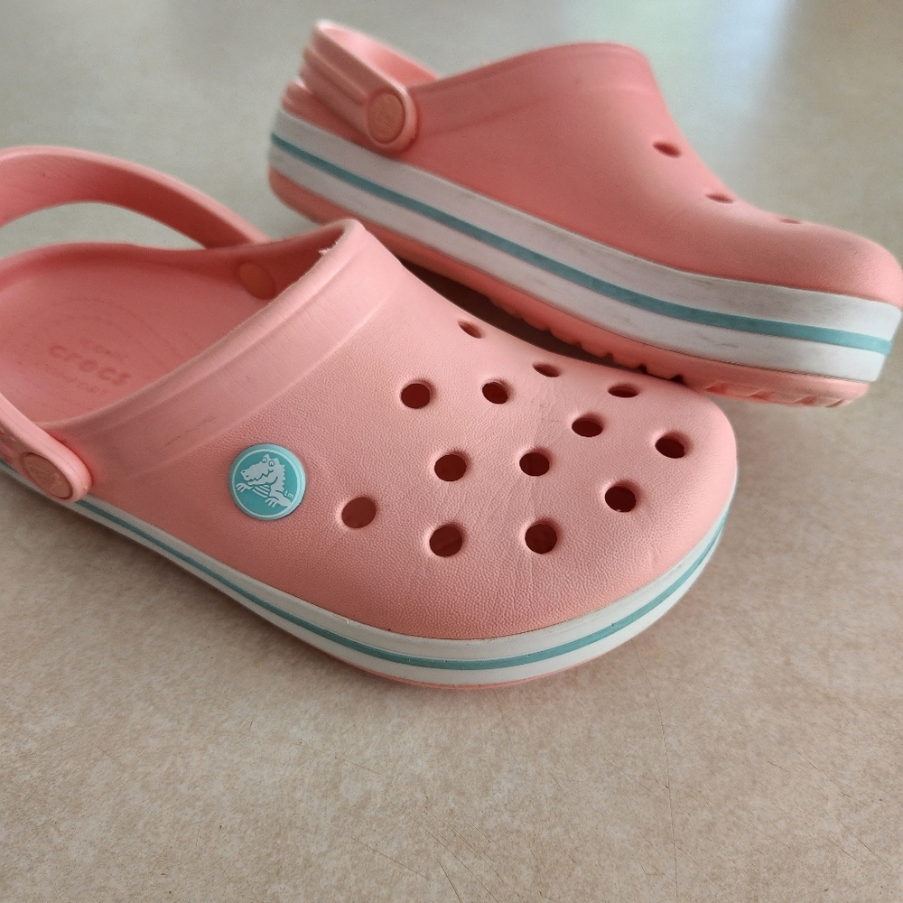 CROCS Pink Size 13